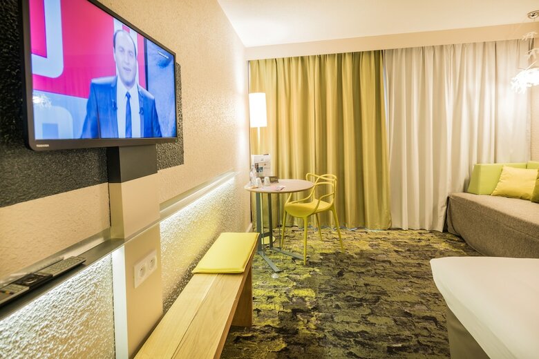 Hotel Novotel Tours Sud