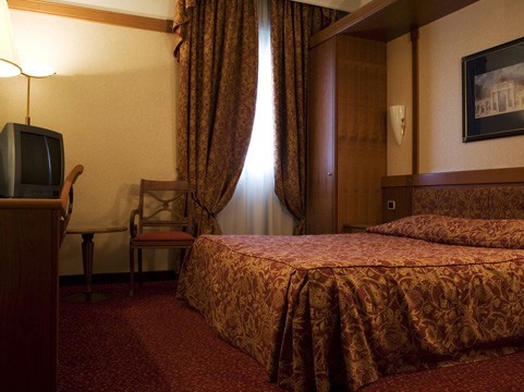 Hotel NH Bologna de La Gare
