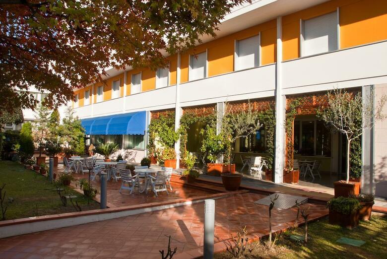 Hotel Raffaello