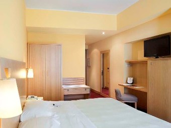 Hotel UNA Tocq