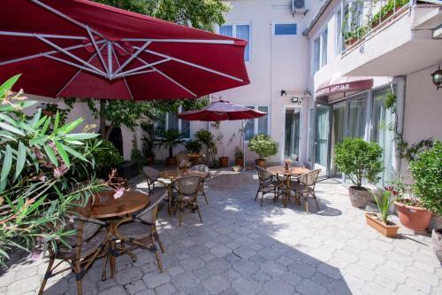 Hotel Rustaveli Palace