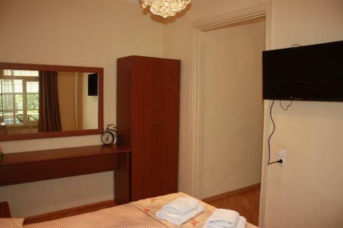 Paradise Hotel