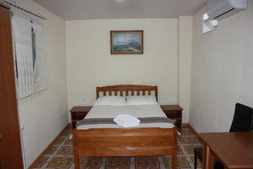Paradise Hotel