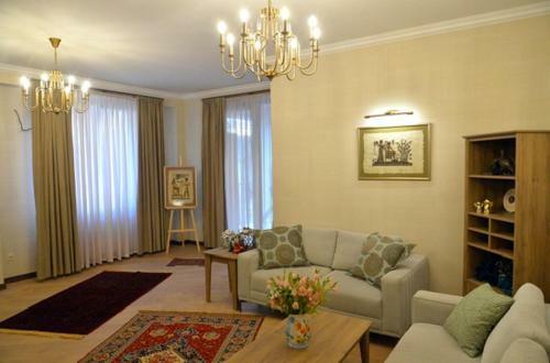 Rustaveli Besiki Apartments