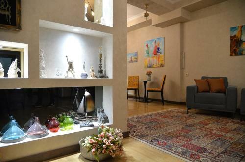 Rustaveli Besiki Apartments