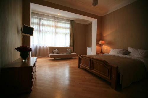 Vera House Hotel