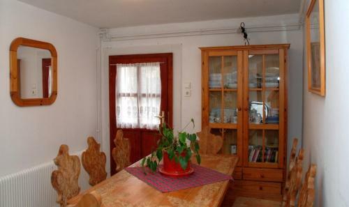 Apartamento S�r�nyes Udvarh�z