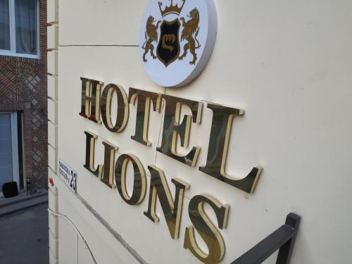 Hotel Lions