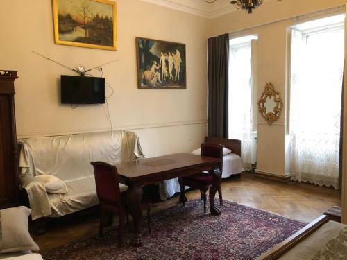 Hostal Gutsa