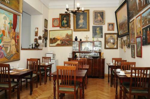 Hostal Gutsa