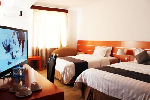 Fund Hotel
