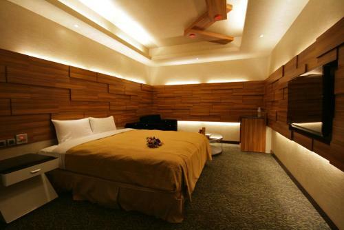 Fairy Tale City Motel