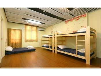 Chalucet Castle Hostel