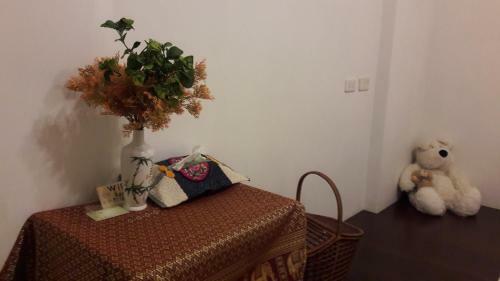 Bed & Breakfast Travelers Home
