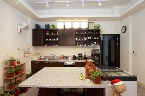 Bed & Breakfast Travelers Home