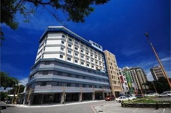 Mola Mola Four Seasons Hotel