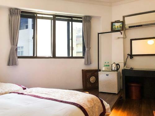Lienfook Hotel
