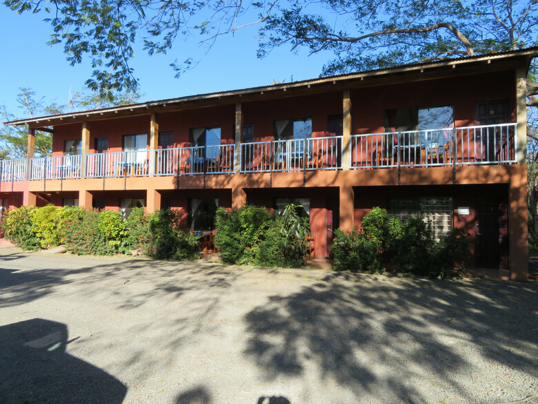 Cabinas Diversion Tropical At Playa Conchal