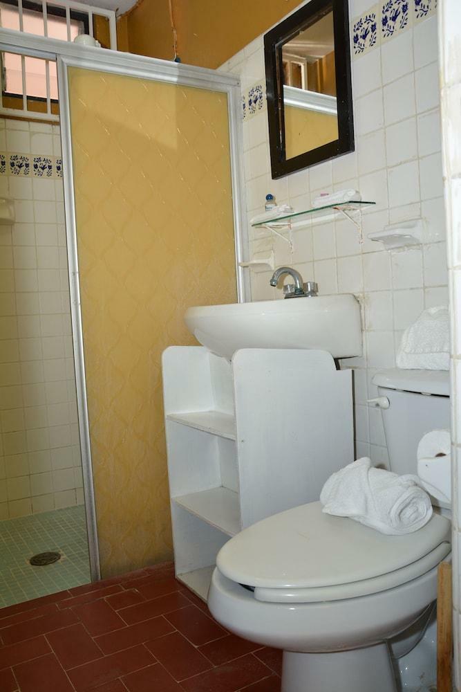 Mariana Beach Apartments & Hotel
