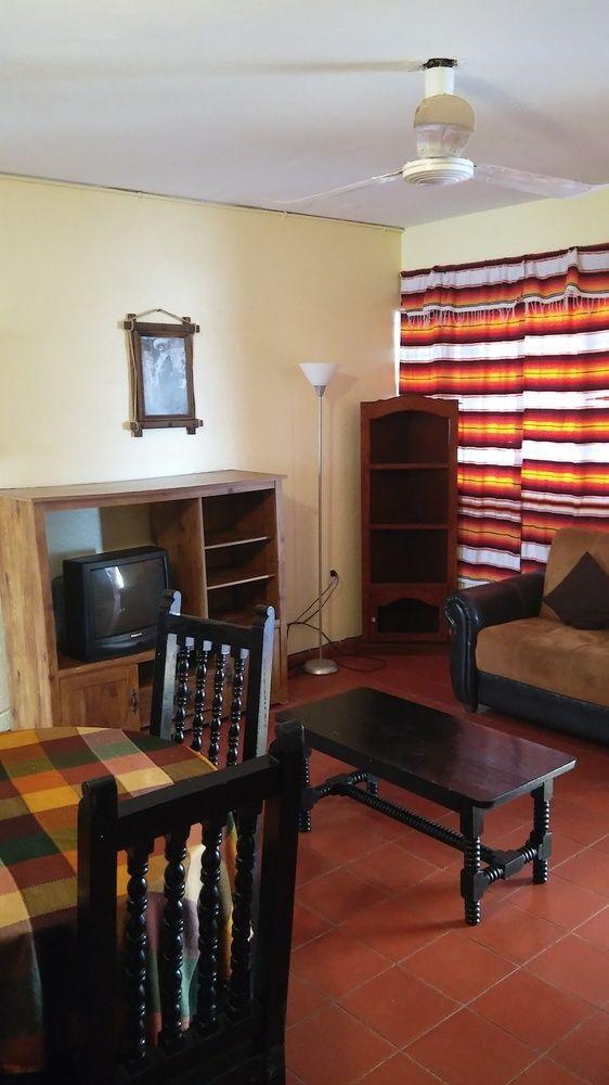Mariana Beach Apartments & Hotel