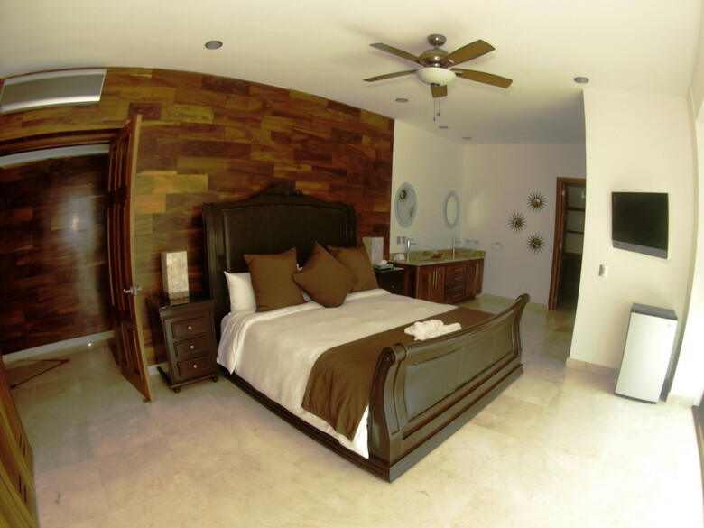 Hotel Mondavi