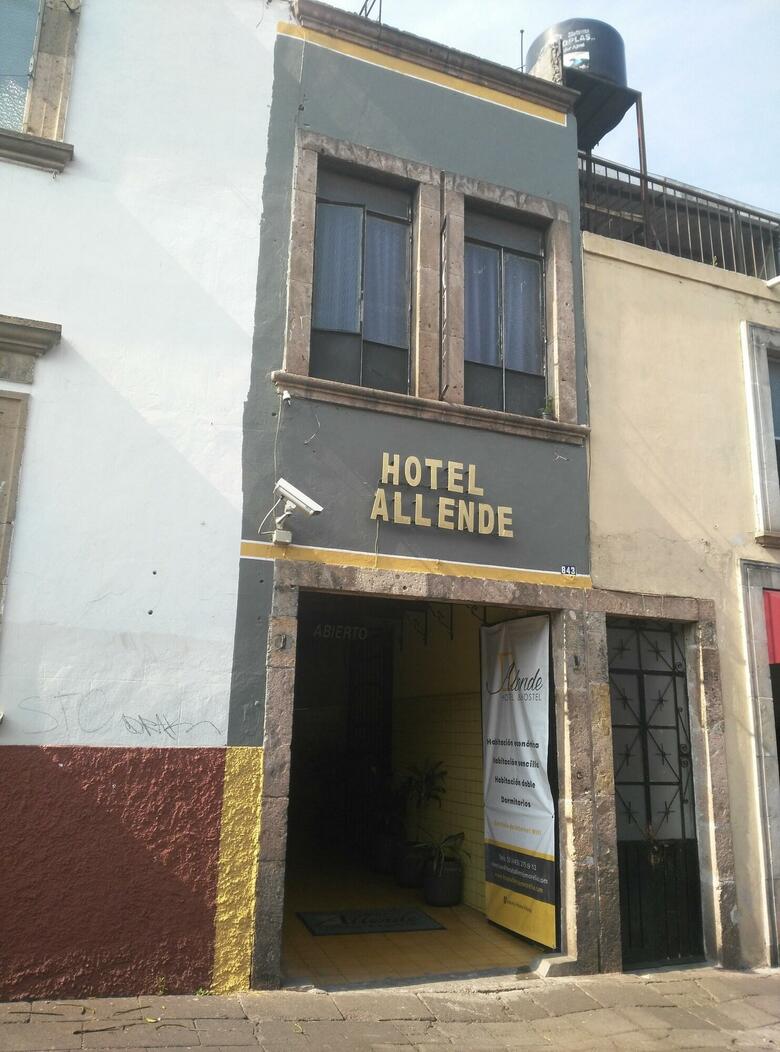 Hotel & Hostel Allende