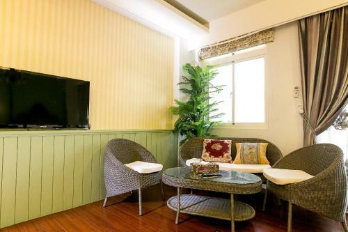 Phanes B&B - B Building