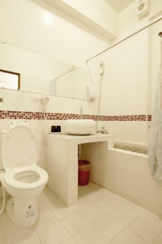 Phanes B&B - B Building