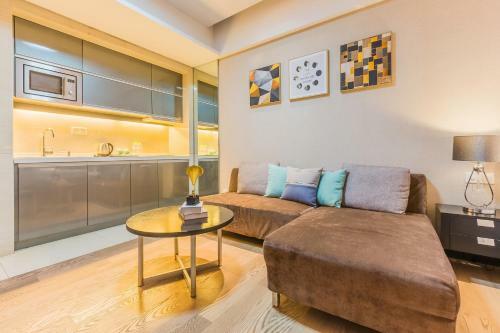 Binjiang Seven Service Apartment