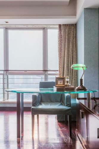 Binjiang Seven Service Apartment