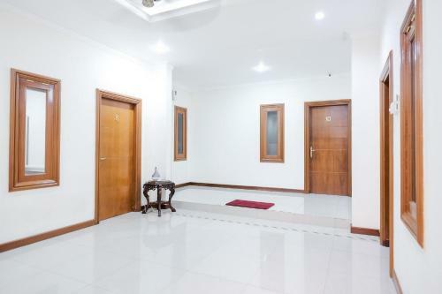 Hotel Wisma Delapan Redpartner