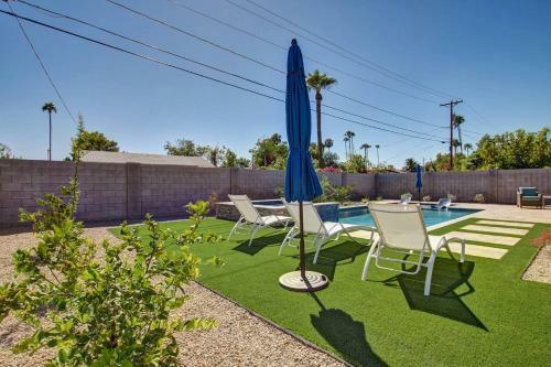 Old Town Scottsdale Home With Backyard Oasis