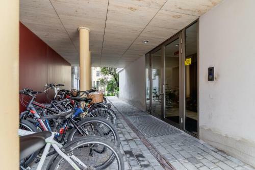 Apartment ?obzowska Cracow By Renters