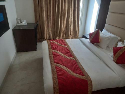 Hotel Benz International