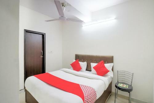 Oyo Flagship 78704 Hotel Super Deluxe