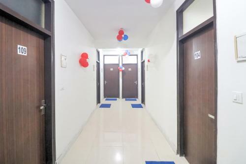 Oyo Flagship 78704 Hotel Super Deluxe