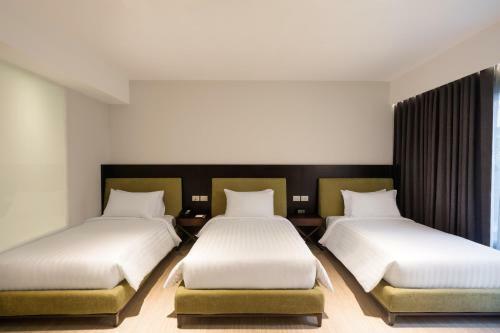 S Ram Leisure Hotel