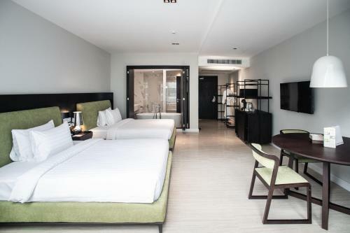 S Ram Leisure Hotel