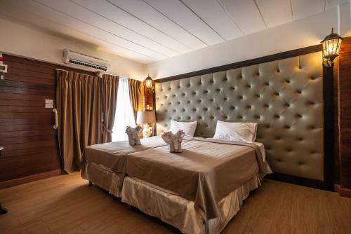 Infinite Hotel