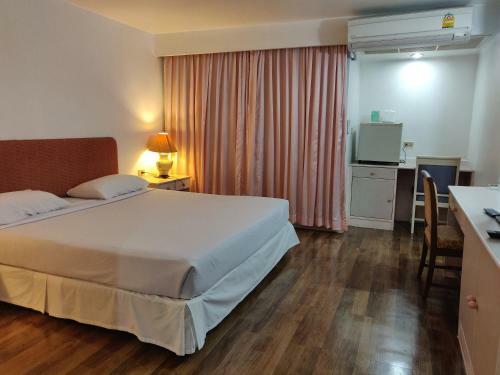 Albergue Lee Place Hotel