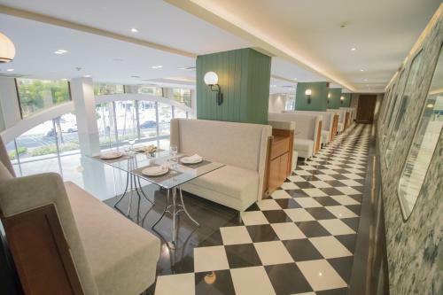 Justice Hotel