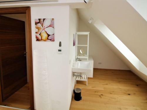 Apartment Thalia