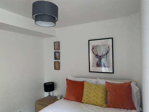 Smart 2 Bed Apartment Edinburgh City Centre Old To
