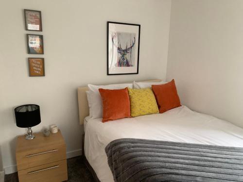 Smart 2 Bed Apartment Edinburgh City Centre Old To