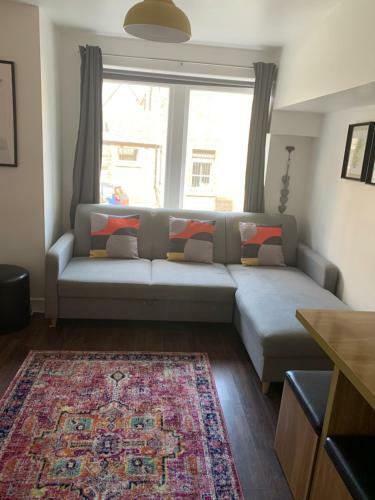 Smart 2 Bed Apartment Edinburgh City Centre Old To