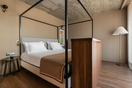 Hotel Exe Essenzia Porto