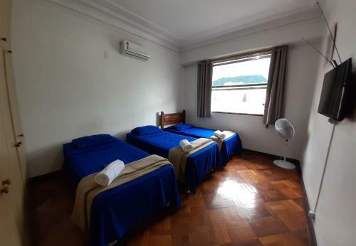 Amplo Apartamento Com Wi-fi Na Praia de Copacabana