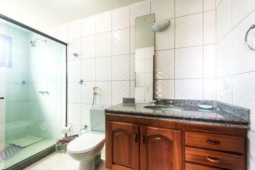 Casa Em Cond Fechado Com Wifi, Piscina E Churrasq