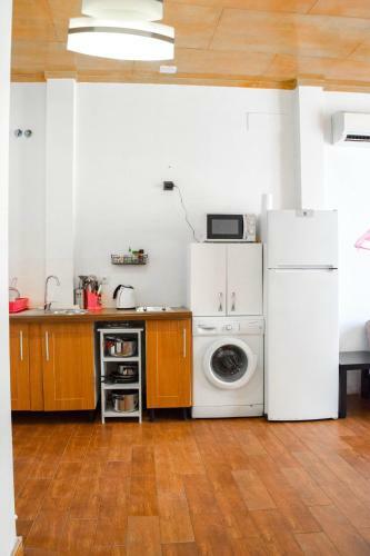 Apartamentos C/carreter�a