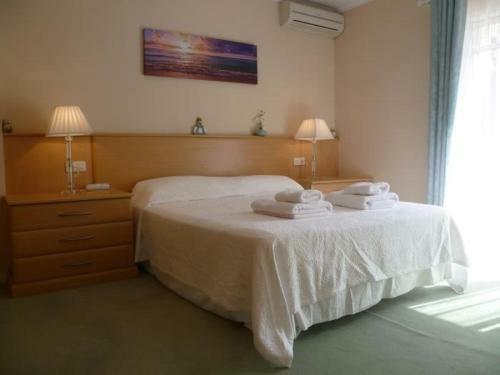 7006 Spacious Villa Privat Pool